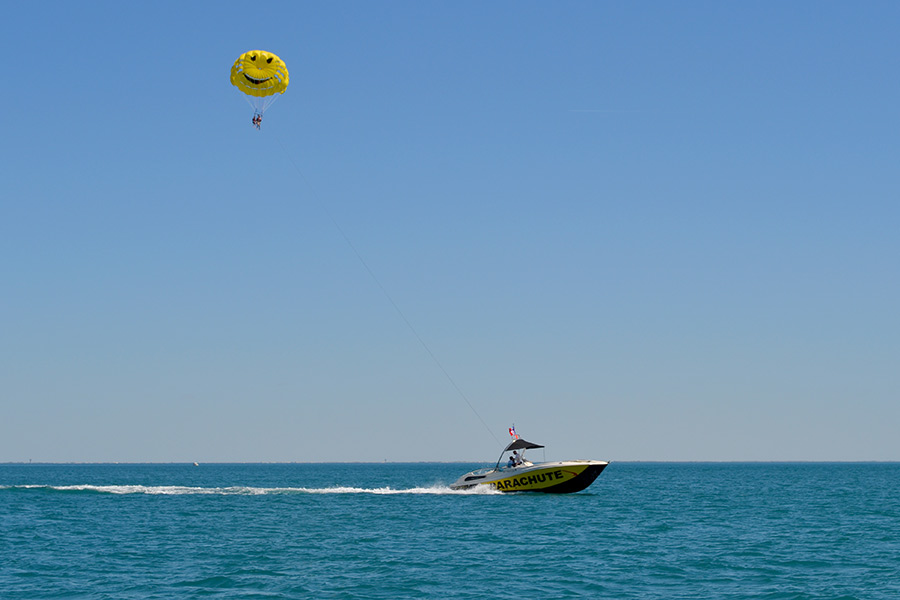 A FOND LA GLISSE PARACHUTE ACSENTIONNEL FRONTIGNAN (1)