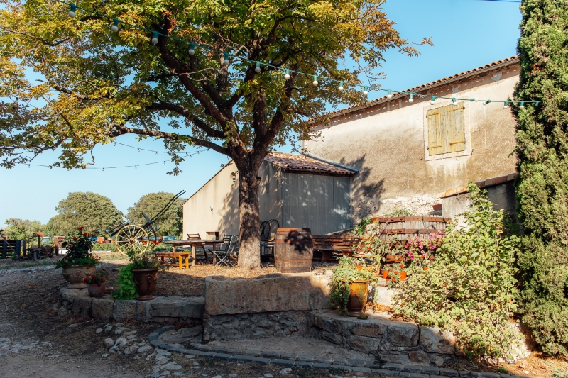 maison-stony-location-vacances-herault-gite-frontignan-cour-sous-le-maronnier