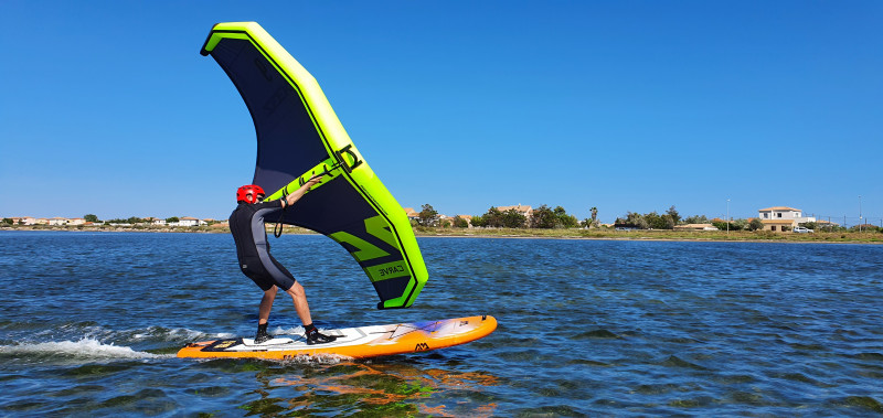 Apprendre le Wingsurf au Tiki Center