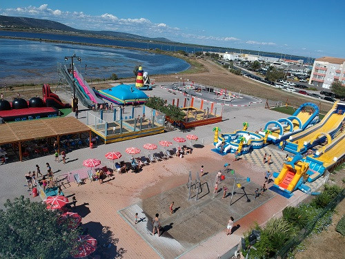 Kid's_paradise_vue_parc_étang