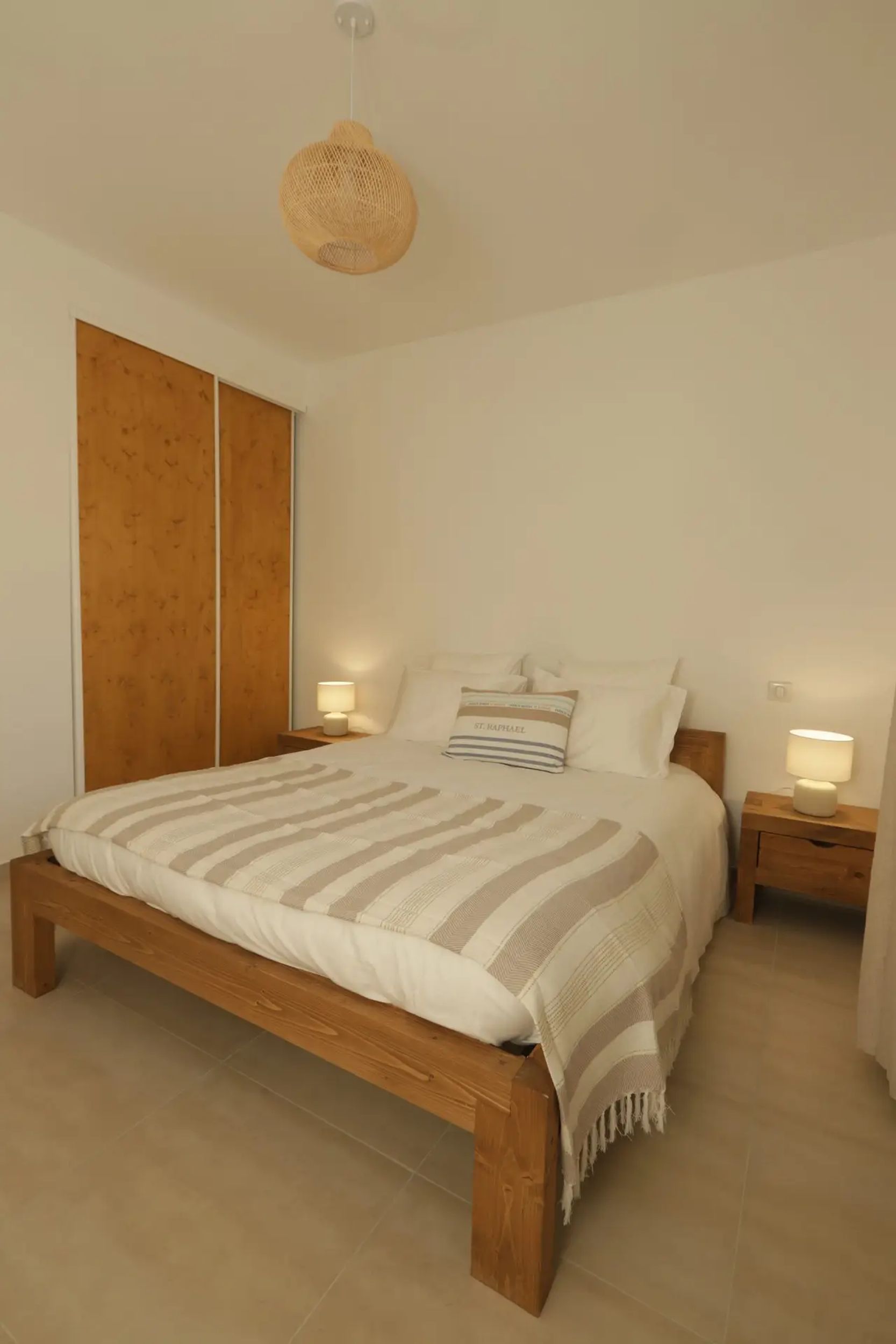 LES TERRASSES DE L'OLIVERAIE APPARTEMENT AGLANDAU MARAVAL ALEXANDRE (1)