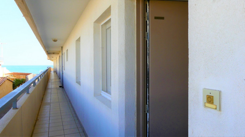 1-Duculty_entrée_vue_mer