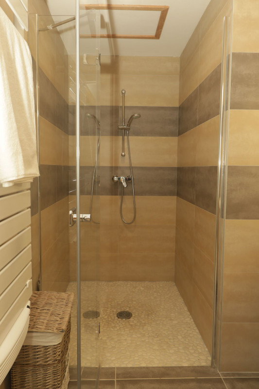 LES TERRASSES DE L'OLIVERAIE APPARTEMENT AGLANDAU MARAVAL ALEXANDRE (25)