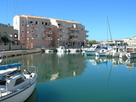 Riviere-les-Flamants-vue-port