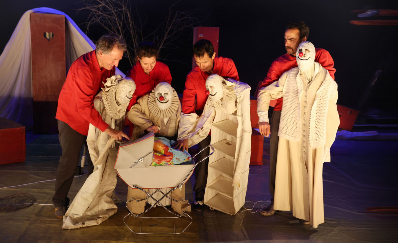 Saga Familia - Crédit Raphaël Licandro - Turak Théâtre.jpg